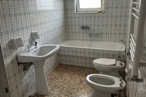 Ανακαίνιση λουτρού - Χανιά